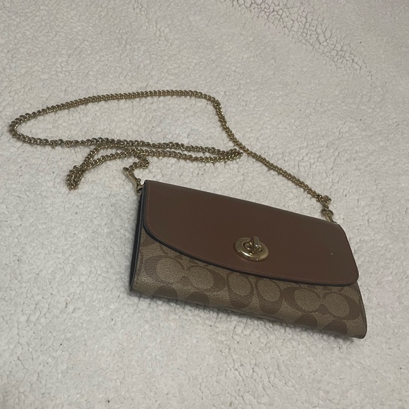 Coach Crossbody Purse In Signature Canvas - Picture 3 of 13